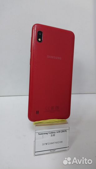 Samsung Galaxy A10, 2/32 ГБ