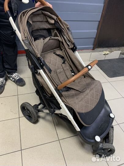 Прогулочная коляска yoya plus
