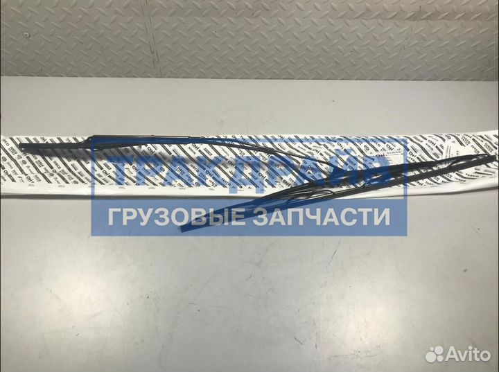 Щетка Ивеко Дейли с поводком