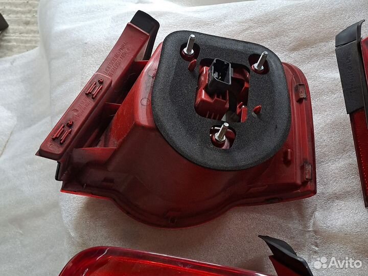 Фонари задние Volkswagen Passat B6 оригинал