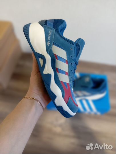 Кроссовки подростковые детские Adidas