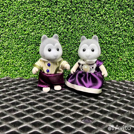 Фигурки семья молочных хаски