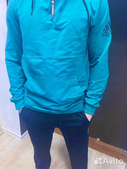 Спортивный костюм adidas terrex двойка новый