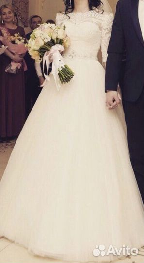 Свадебное платье