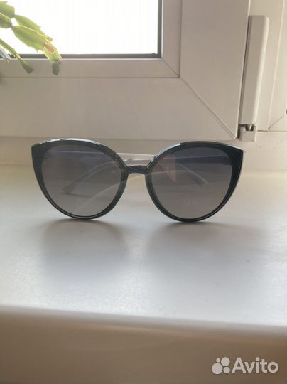 Солнцезащитные очки женские