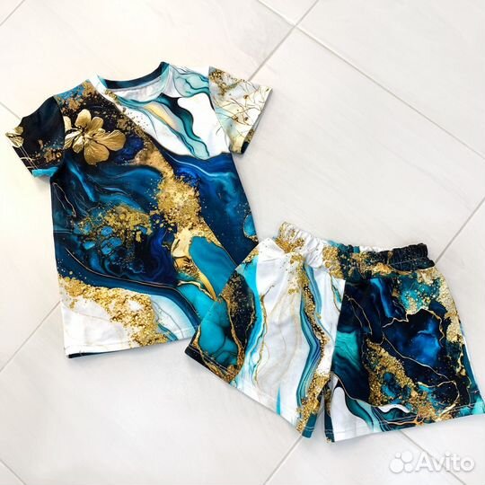 Футболка женская