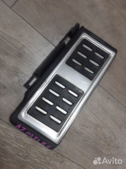 Комплект хром педалей для МКПП Skoda Octavia A7 RS