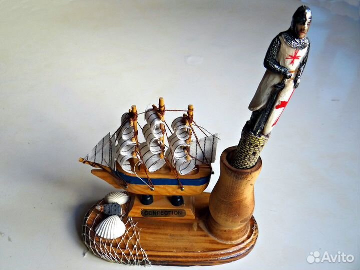 Подставка под ручку