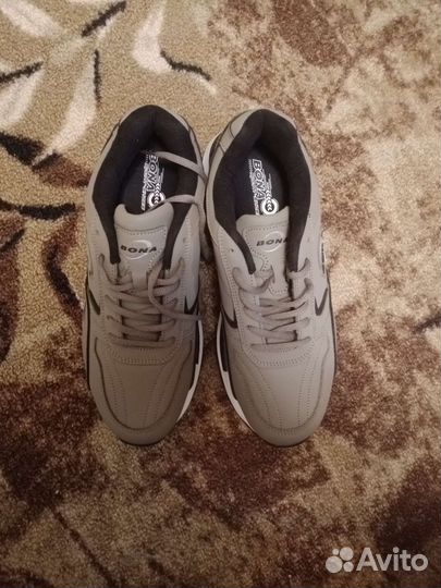 Кроссовки мужские bona новые