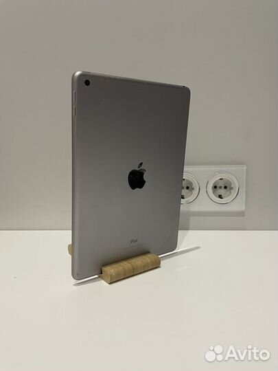 iPad 6 поколения 2018 32GB