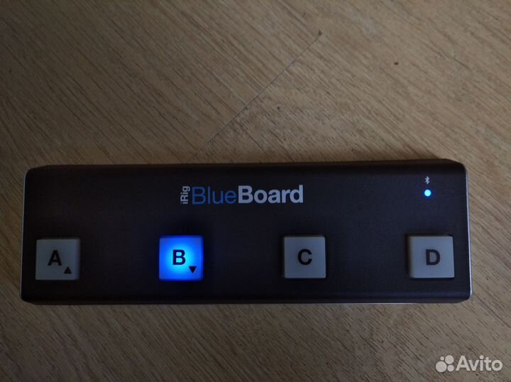 IRig blueboard BT-midi контроллер