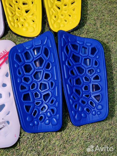 Щитки футбольные nike mercurial