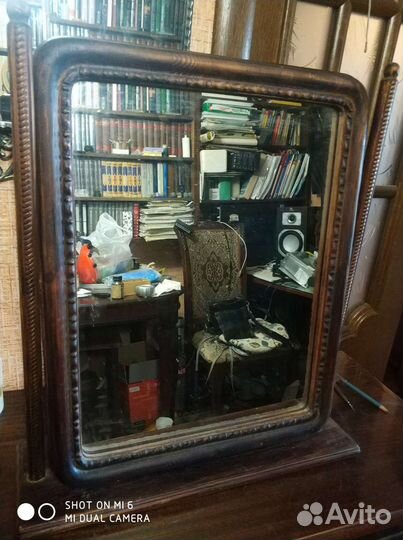 Зеркало в раме