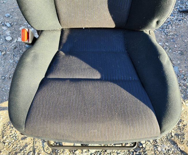 Сиденья комплект Toyota Corolla Fielder NKE165 1NZ