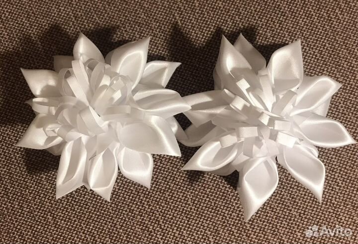 Банты для волос белые на 1 сентября
