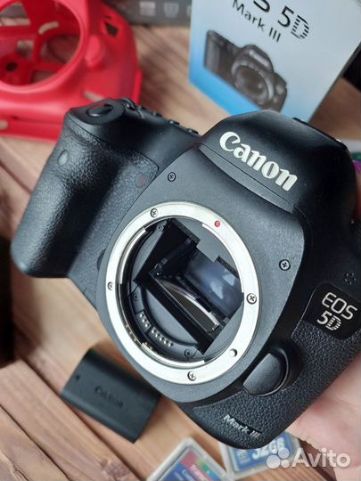 Canon 5d mark iii body