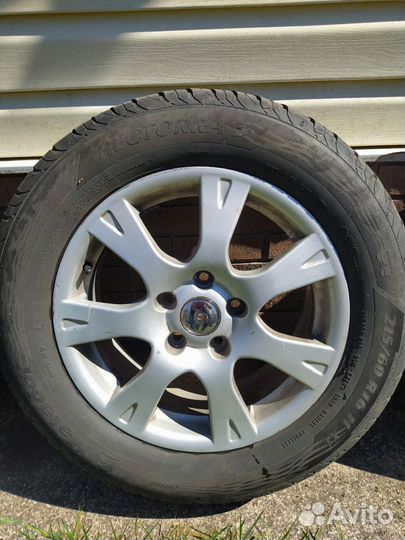 Комплект летних колес на дисках 215*60*r16