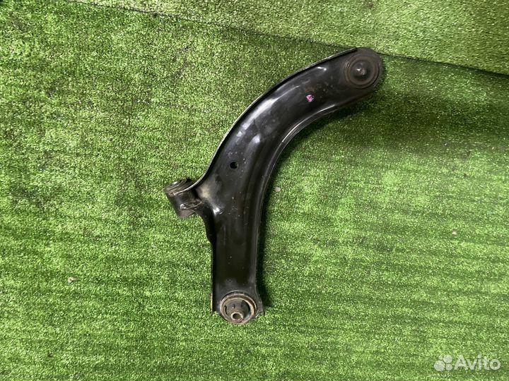 Рычаги подвески Nissan Tiida C11