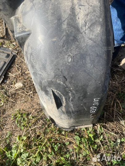 Подкрылок передний задний Bmw e39 5er бмв