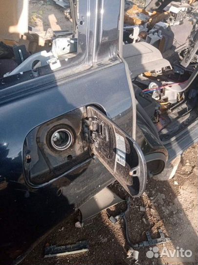 Лючок бензобака Volkswagen Touareg 2002