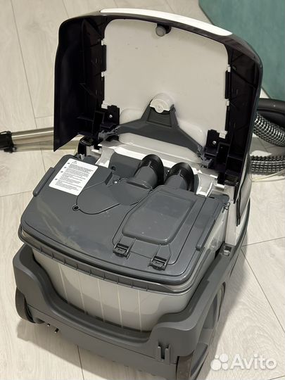 Моющий пылесос bosh