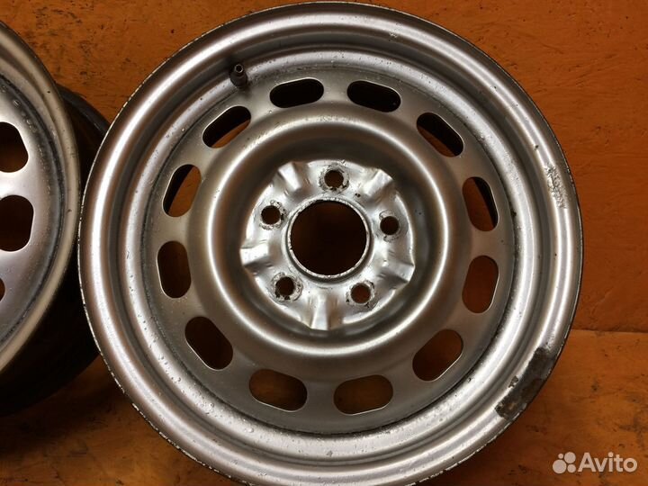 2 шт. Диски 15 5х114,3 DIA 67,1