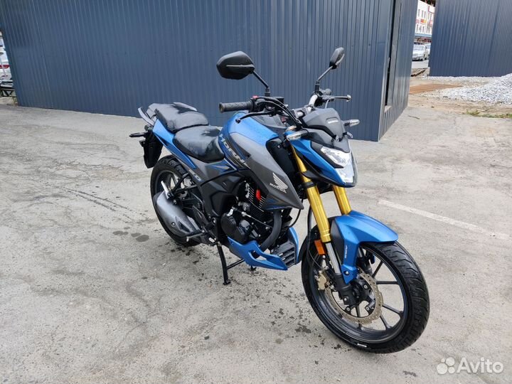 Honda hornet 2.0 ABS(2020)