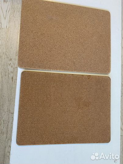 Пять пробковых подставок для дачи