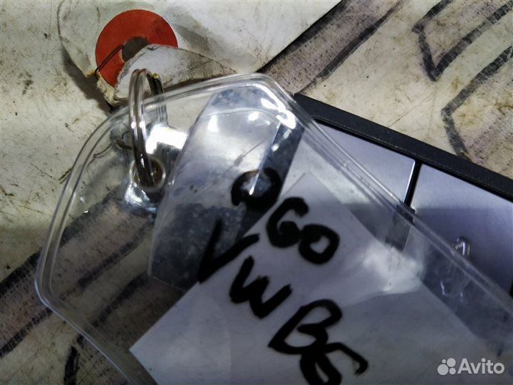 Ключ зажигания Volkswagen Passat B6 1.8 BZB 2008