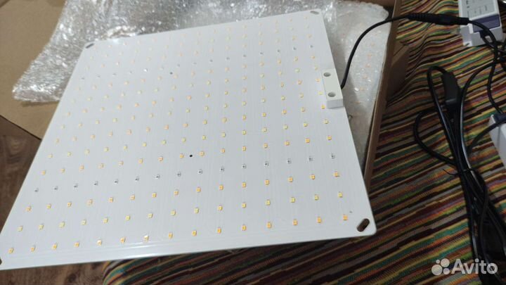 Фито лампа, квантум борд. Лампа для растений