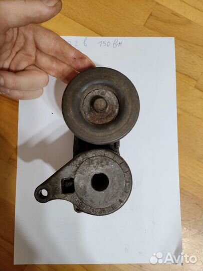 Натяжитель приводного ремня лансер 9 2.0 MN149179