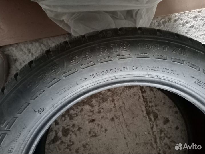 Nokian Tyres Hakkapeliitta 7 SUV 235/55 R18 104T