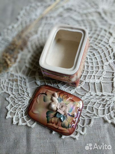 Шкатулка керамическая