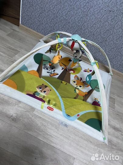 Развивающий коврик tiny love сказочный лес