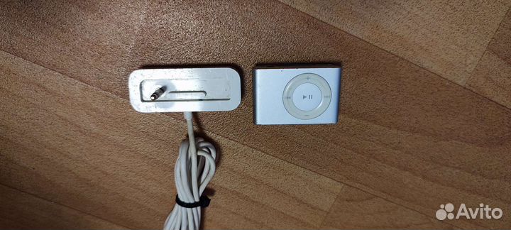 Плеер iPod shuffle 1gb