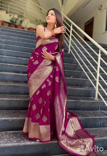 Индийское шелковое сари