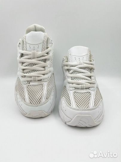 Кроссовки NB 530 Белые