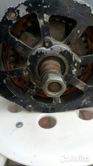 Генератор автотракторный