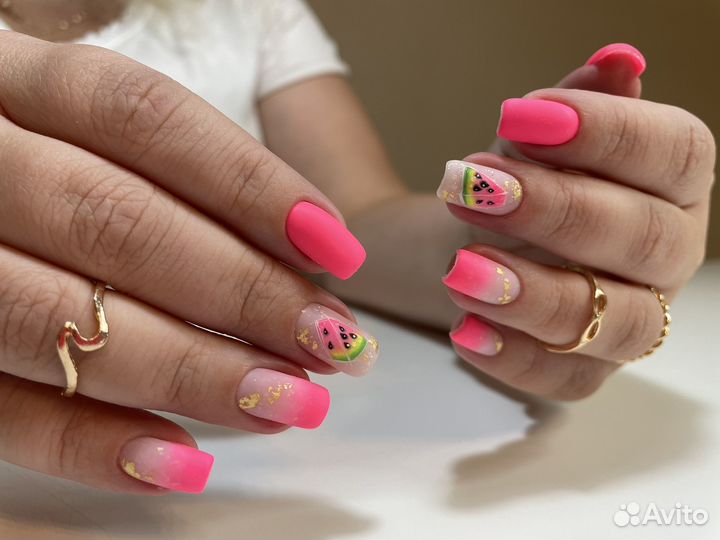 Мастер маникюра и педикюра