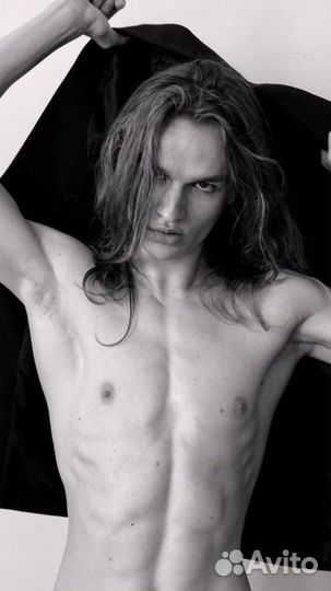 Модель для фотосессии мужчина, манекенщик