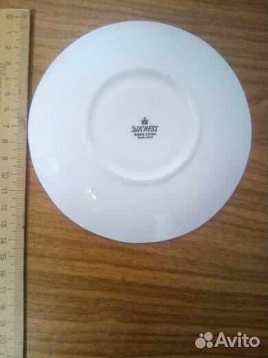 Соусник на тарелке