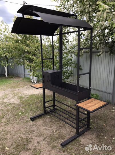Мангал с крышей