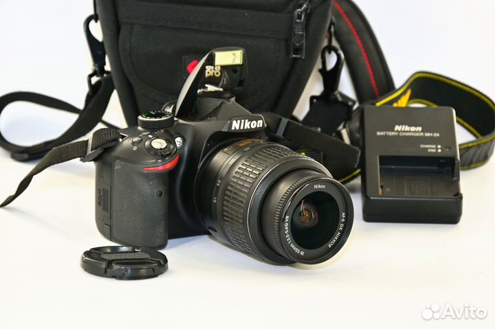 Nikon D3200 24.2MP зеркалка Kit Nikon VR 18-55