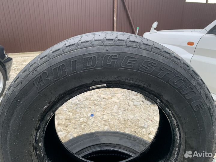 Bridgestone Dueler H/L 215/70 R16