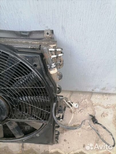 Вентилятор охлаждения Mercedes 124