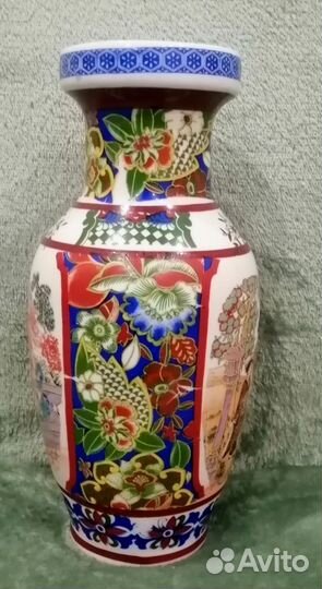 Ваза. Китай 70-е.Ручная роспись. Золочение