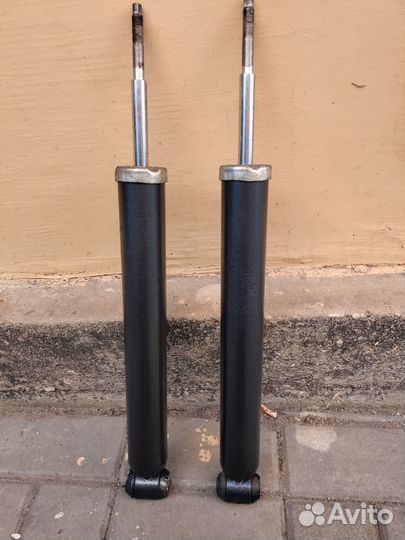 Амортизаторы задние москвич2141