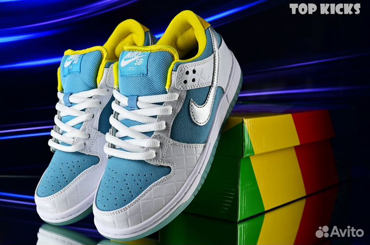 Nike SB Dunk Low Pro FTC 