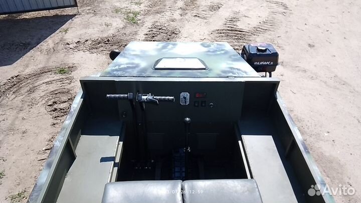 Гусеничный вездеход