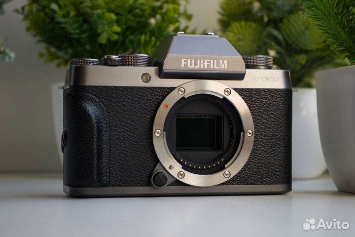 Fujifilm X-T100